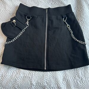Chained Skirt With Pocket